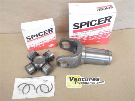 SLIP YOKE AND SPICER U JOINT DANA 44 IFS FRONT RH SIDE FORD BRONCO F150