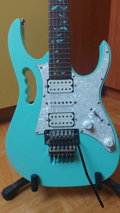 Ibanez Jem70v