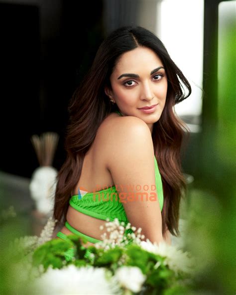 Kiara Advani Photos Images Hd Wallpapers Kiara Advani Hd Images Photos Bollywood Hungama