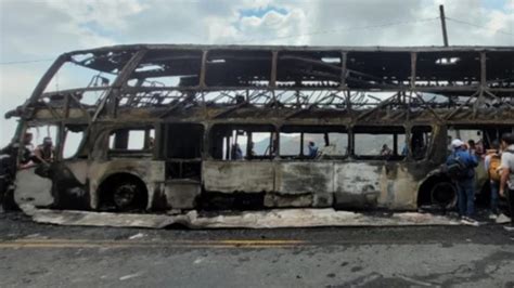 Más De 50 Pasajeros Salvan De Morir Luego Que Bus Interprovincial Con Rumbo A Piura Se