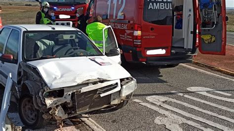 Accidente En La N Un Herido Tras Chocar Un Coche Y Una Furgoneta