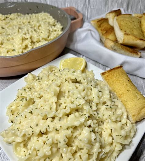 Buttered Noodles Whats Mom Cookin
