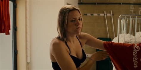 Nude Video Celebs Purdey Lombet Sexy Il Pleut Dans La Maison