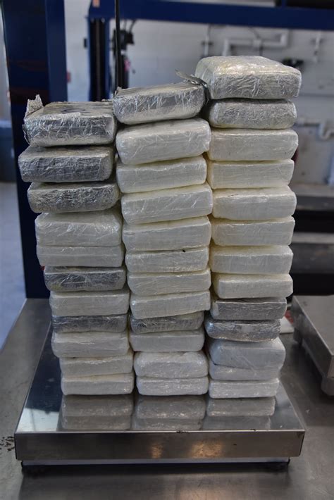 Incautan Cargamento De 901 Kilos De Cocaína Ey Boricua