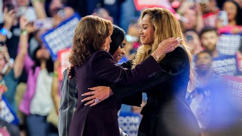 Beyoncé Endorses Kamala Harris At Houston Rally Axios Houston