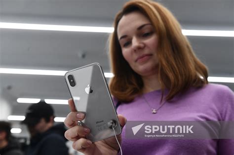 iPhone X goes on sale in Russia | Sputnik Mediabank