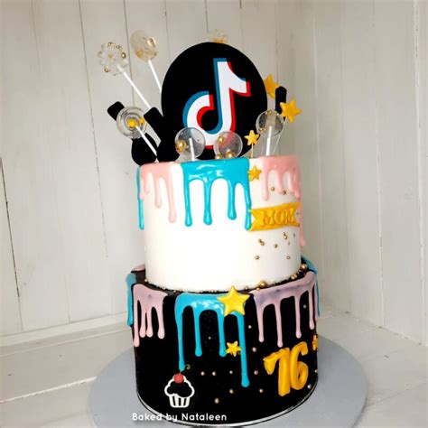 2 Tier Tiktok Black And White Drip Cake Baked By Nataleen