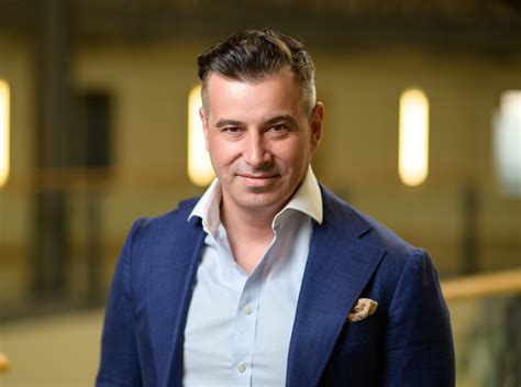 nuno fernandes president american public university system apus