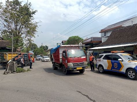 Giat Penertipan Jalur Truk Urug Kabupaten Klaten