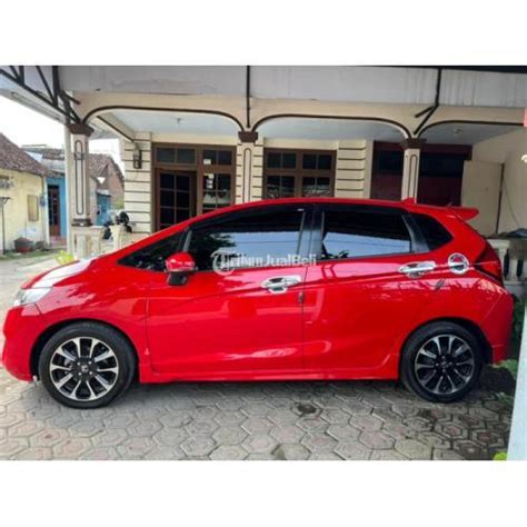 Mobil Honda Jazz RS Matic 2016 Merah Bekas Siap Pakai Di Mojokerto