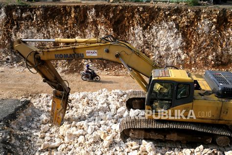 Pembangunan Jalur Jalan Lintas Selatan Yogya Tertunda Republika Online