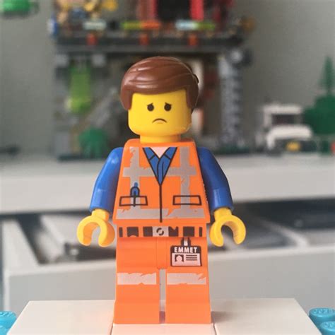 Lego Emmet Sad Ubicaciondepersonascdmxgobmx