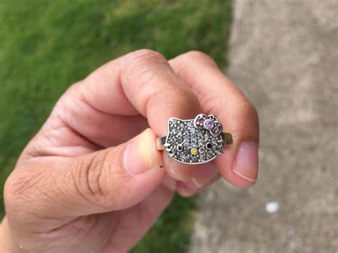 Zales Co Kimora Lee Simmons Hello Kitty Ring For Sale In Salem Or Offerup