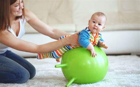 La Baby Gym Une Activité Ludique Pour Développer La Motricité De Bébé