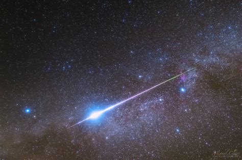 Bright Meteor, Starry Sky - Astronomy daily picture for August 19 (2021 ...