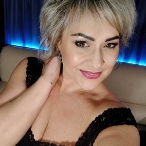 EllenRiplley Naked Before Webcam In Live Video Chat PrettyPussy
