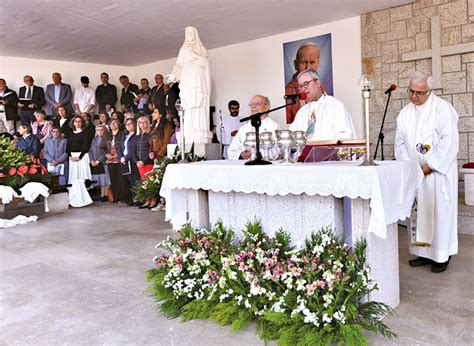 Peregrina O Arciprestal A Nossa Senhora Dos Rem Dios Diocese De Lamego