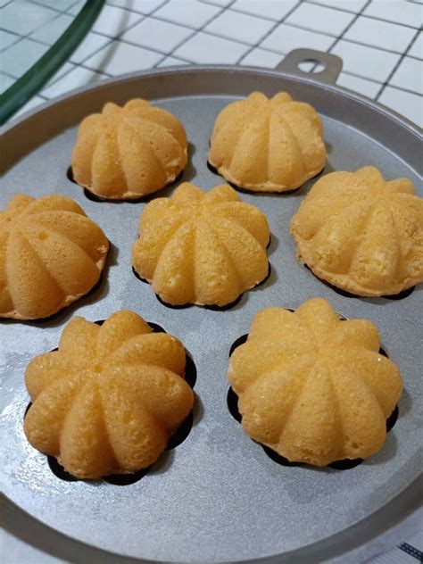 Kuih Bahulu Food Drinks Homemade Bakes On Carousell