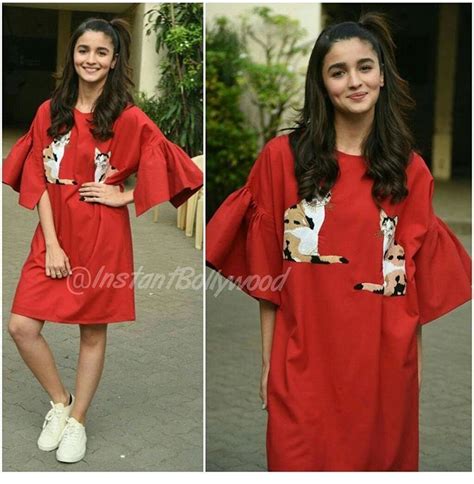 Alia Bhatt Frocks Alia Bhatt Is A Trained Dancer From Shiamak Davars