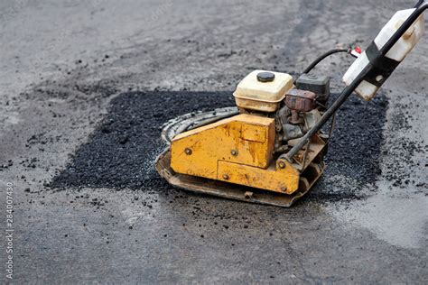 Asphalt Vibratory Plate Compactor Pothole Repair Process Asphalt