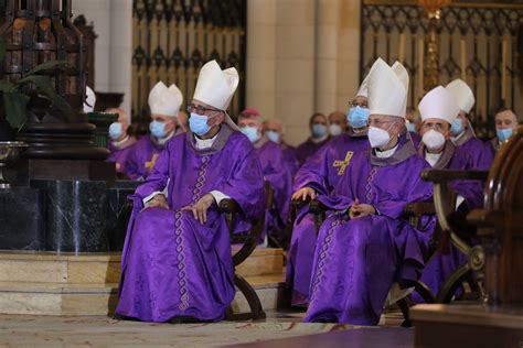 El Arzobispo Participa En La Misa Funeral Por Las V Ctimas Del Coronavirus