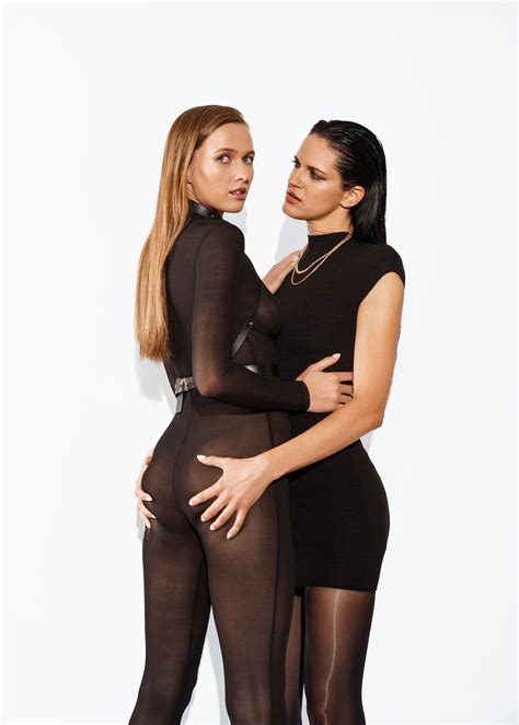 Mia Stacy Cruz Tight Encasement Straplez Tight Encasement Mia Stacy Cruz High Porn