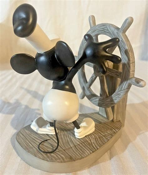 Wdcc Disney Steamboat Willie Mickeys Debut 5 Yr Anniv Charter Member