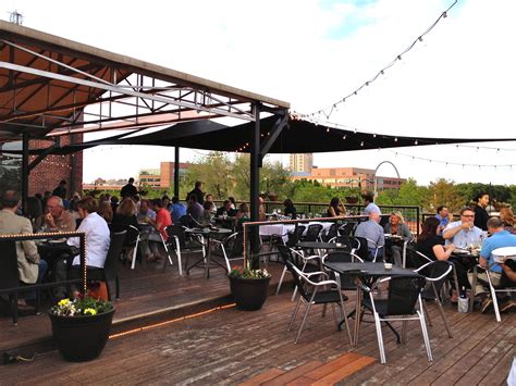 St. Louis, MO – Gateway to the West – Always Pack A Snack