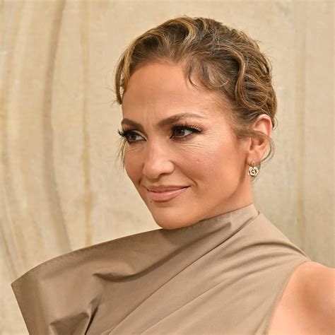 Jennifer Lopezs Daughter Is A Mini Jlo Singing In This Video Glamour