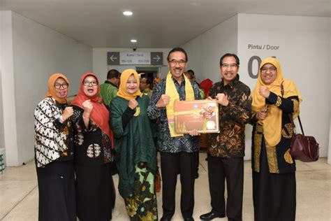 Dari Badawang Hingga Topeng Benjet Warisan Budaya Takbenda Indonesia