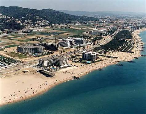 Playa De Platja De Les Caletes” Santa Susanna Diariosures