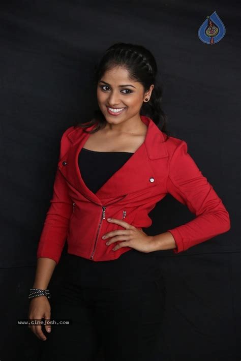 Rehana New Stills Photo 86 Of 200