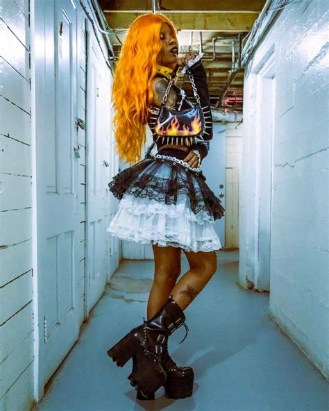 Roxy Vail Itsroxyvail In 2024 Black Goth Girl Afro Goth Fashion Inspo