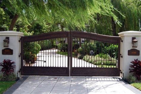 Top 60 Best Driveway Gate Ideas - Wooden And Metal Entrances