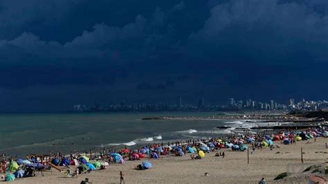 Mar del Plata un fuerte temporal de lluvia y granizo obligó a los