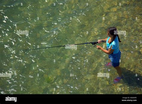 Woman Female Fisherwoman Hi Res Stock Photography And Images Alamy