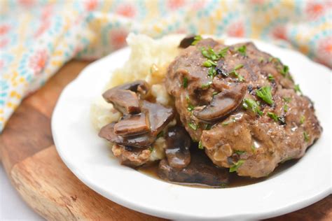 Salisbury Steak With Mashed Potatoes And Mushroom Gravy Cheekykitchen