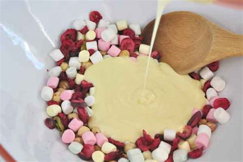 Recept P P Skgodis Med Vit Choklad Och Marshmallows Lyckasmedmat Se