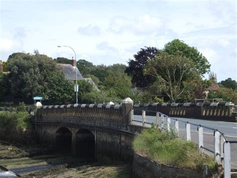 Wootton Bridge © David Smith Geograph Britain And Ireland