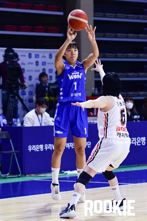 이것이 1위의 힘 우리은행 Bnk 꺾고 파죽의 14연승