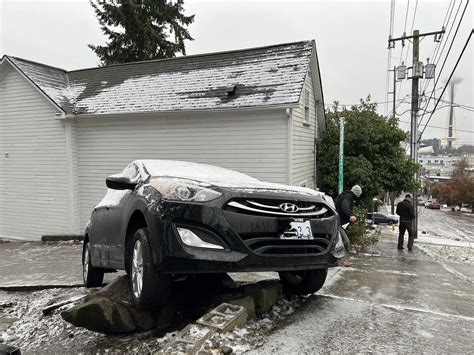 Queen Anne Greenways On Twitter That 8 Car Pileup On Queen Anne