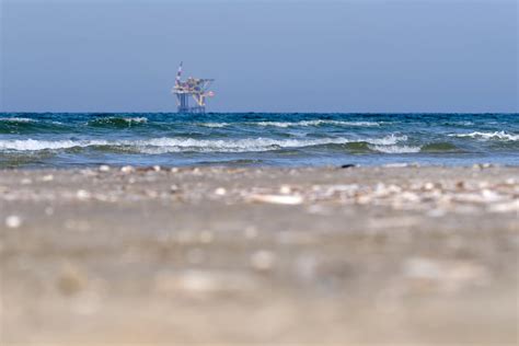 A Global Imperative: A Moratorium on Offshore Oil and Gas Drilling ...