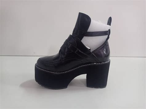 Botas Mujer LIQUISTOCKS