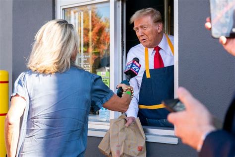 Donald Trump Works Mcdonalds Drive Thru In Bucks County Pa