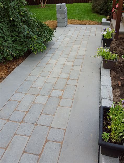 Tumbled Bluestone Walkway