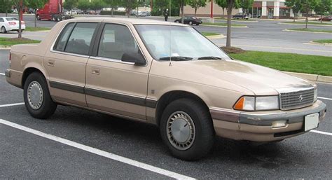 1993 Plymouth Acclaim - Information and photos - MOMENTcar