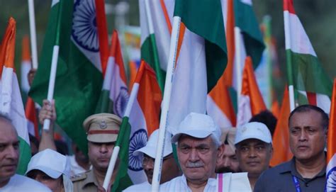 Jammu And Kashmir Lt Guv Manoj Sinha Flags Off Tiranga Rally From