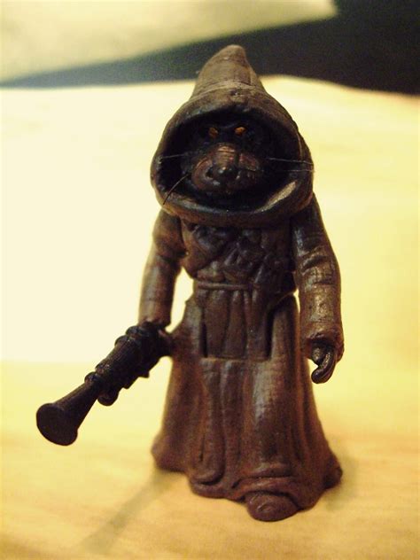 Star Wars: Customs for the Kid: THE UNHOODED JAWA