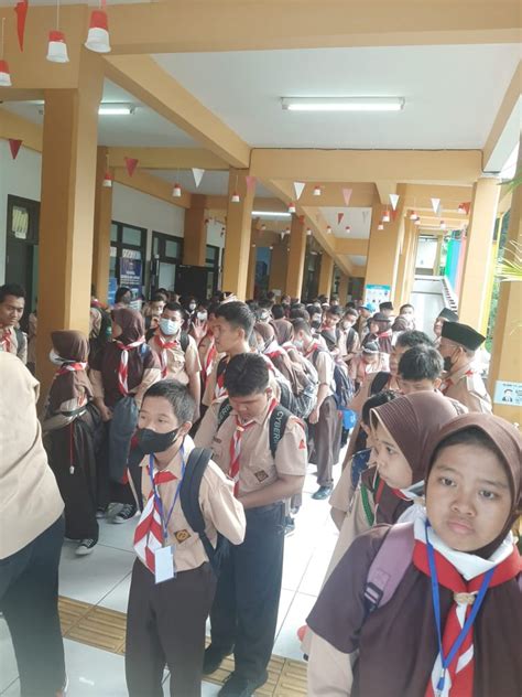 Berkunjung Ke Gedung DPR MPR SLBN 11 Jakarta Outingclass