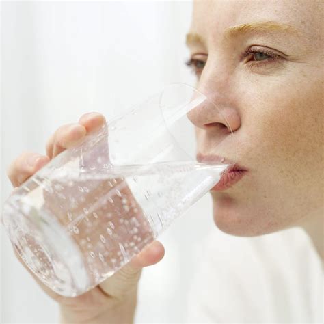 Advantages of Drinking Water in the Morning | Herbal Medicine and Nutrition